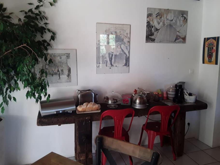 La Suite De Garlone Aujargues Exterior photo